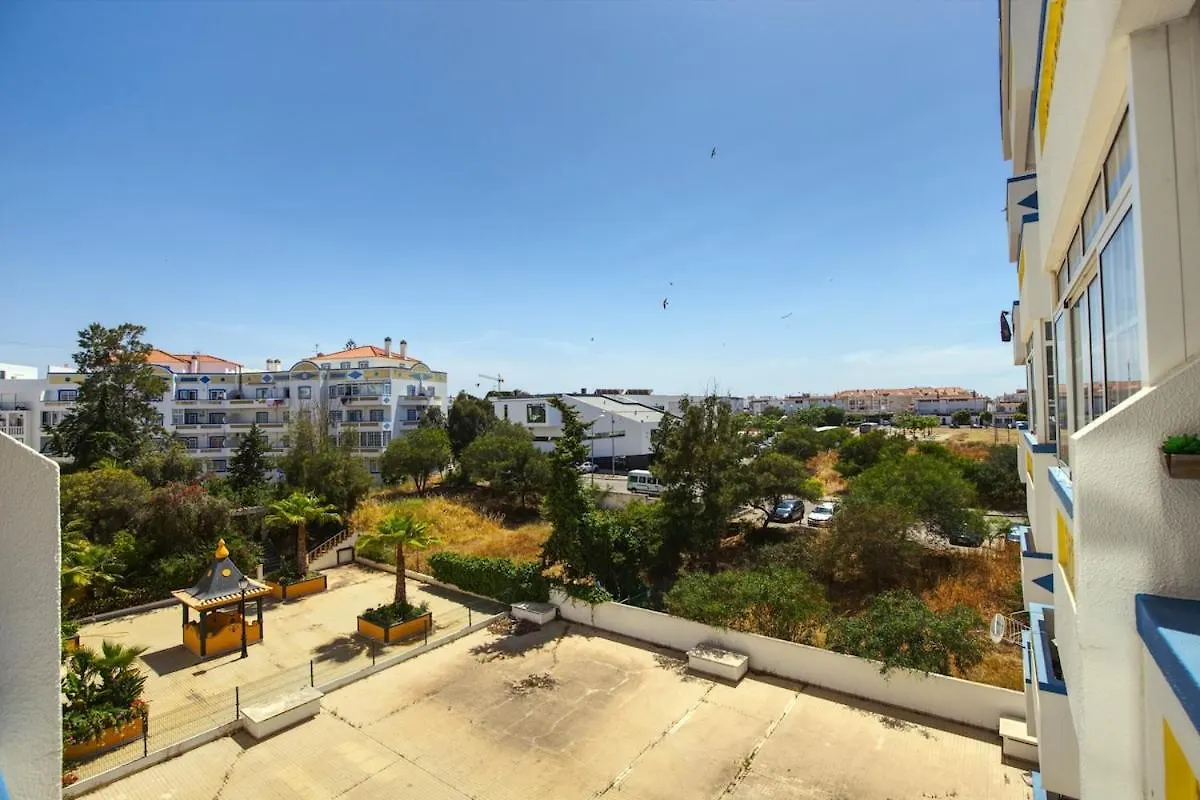 Apartment 3 Bed Vacation Home In Quarteira Portugal